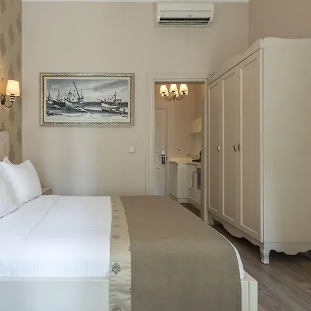 Louis Luxury * Κωνσταντινούπολη