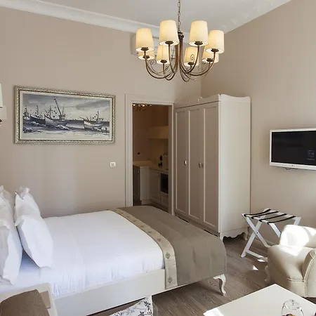 Louis Luxury * Istanbul